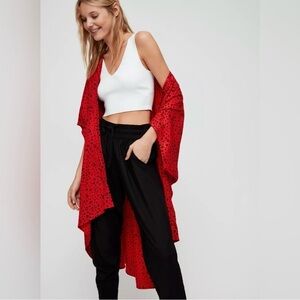 Aritzia Sunday Best Aitken Kimono Top Red Leopard Print Small Medium
